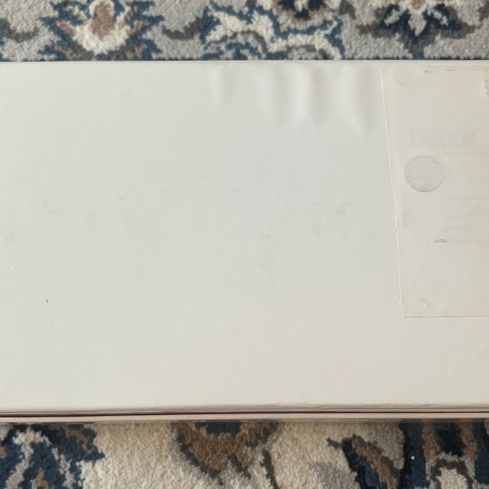 Givenchy Empty Box - Picture 3 of 5